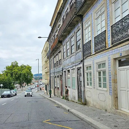 Loft W. Private Balcony And Ac Few Steps To River * Porto