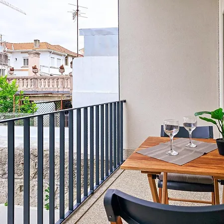 Loft W. Private Balcony And Ac Few Steps To River Apartment Porto
