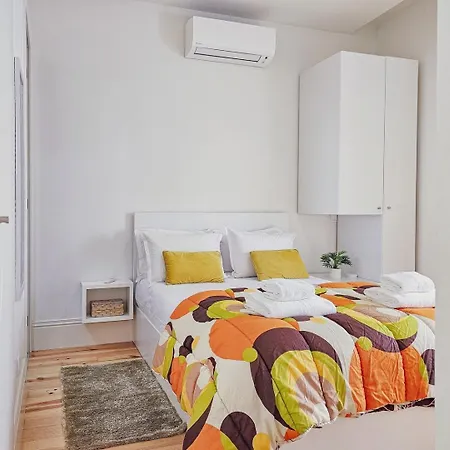 Apartment Loft W. Private Balcony And Ac Few Steps To River Porto