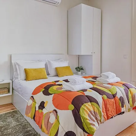 Apartment Loft W. Private Balcony And Ac Few Steps To River