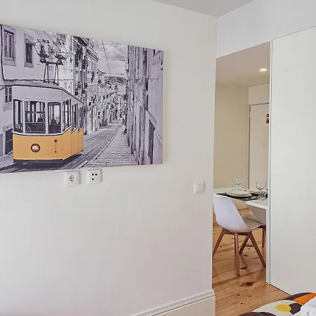 Loft W. Private Balcony And Ac Few Steps To River Apartman Porto