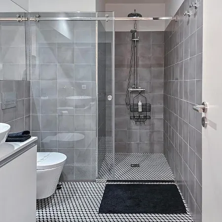 Loft W. Private Balcony And Ac Few Steps To River * Porto