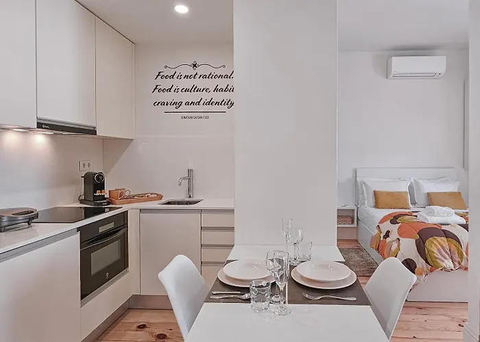 Loft W. Private Balcony And Ac Few Steps To River * Porto