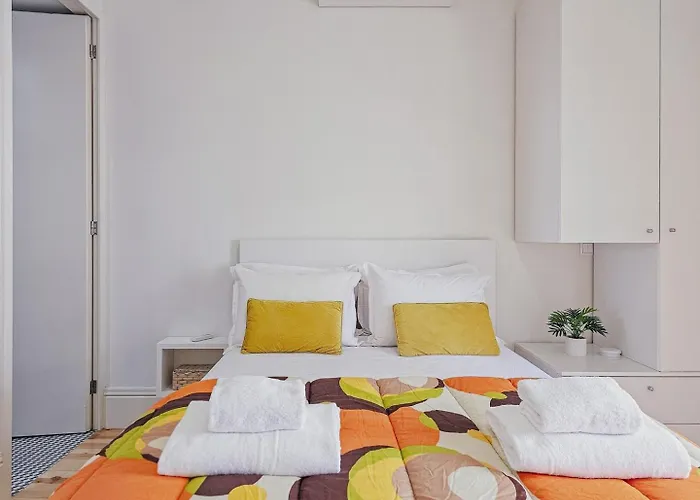 Loft W. Private Balcony And Ac Few Steps To River شقة *