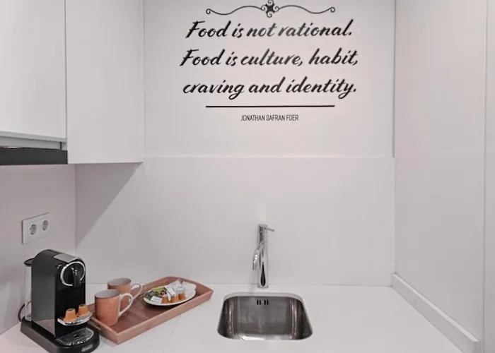 Loft W. Private Balcony And Ac Few Steps To River Lägenhet *